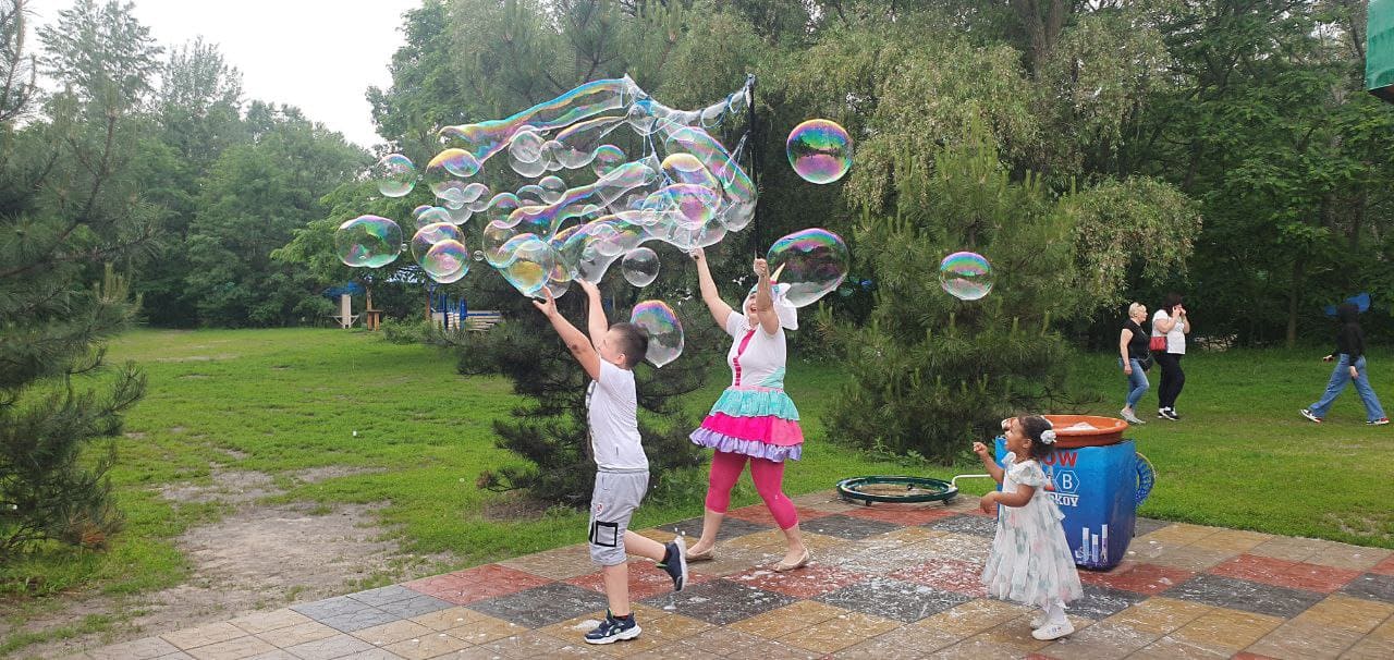 Шоу мыльных пузырей для детей